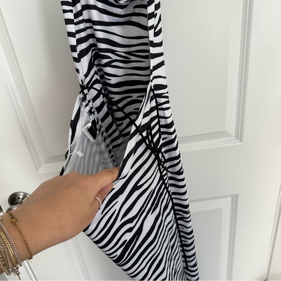 Zebra print maxi dress - Picture 5 of 6
